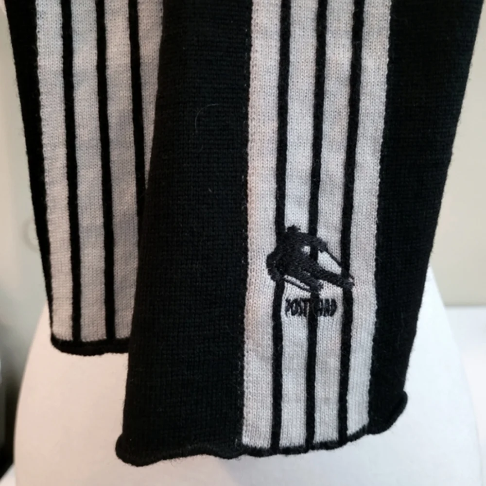 Black & White Striped Long Knit Ski Racing Winter Scarf